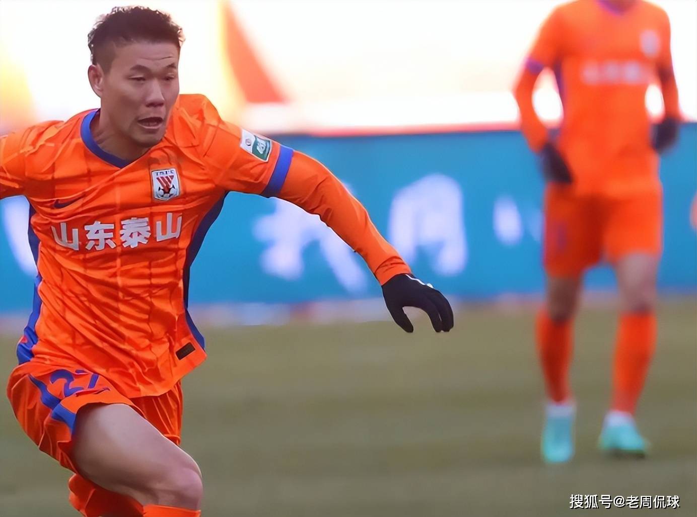 足球世界俱乐部杯-关于里尔队球员在比赛中完美配合，实现胜利的信息