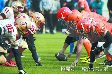 包含衰老球队面对重建难题，需要招揽新血的词条